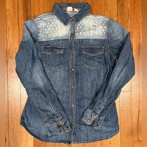 Patterned denim button up shirt
